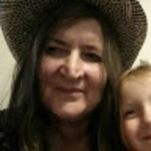 Meet your Posher, Carol